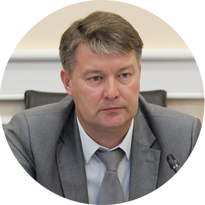 Петр Харламов